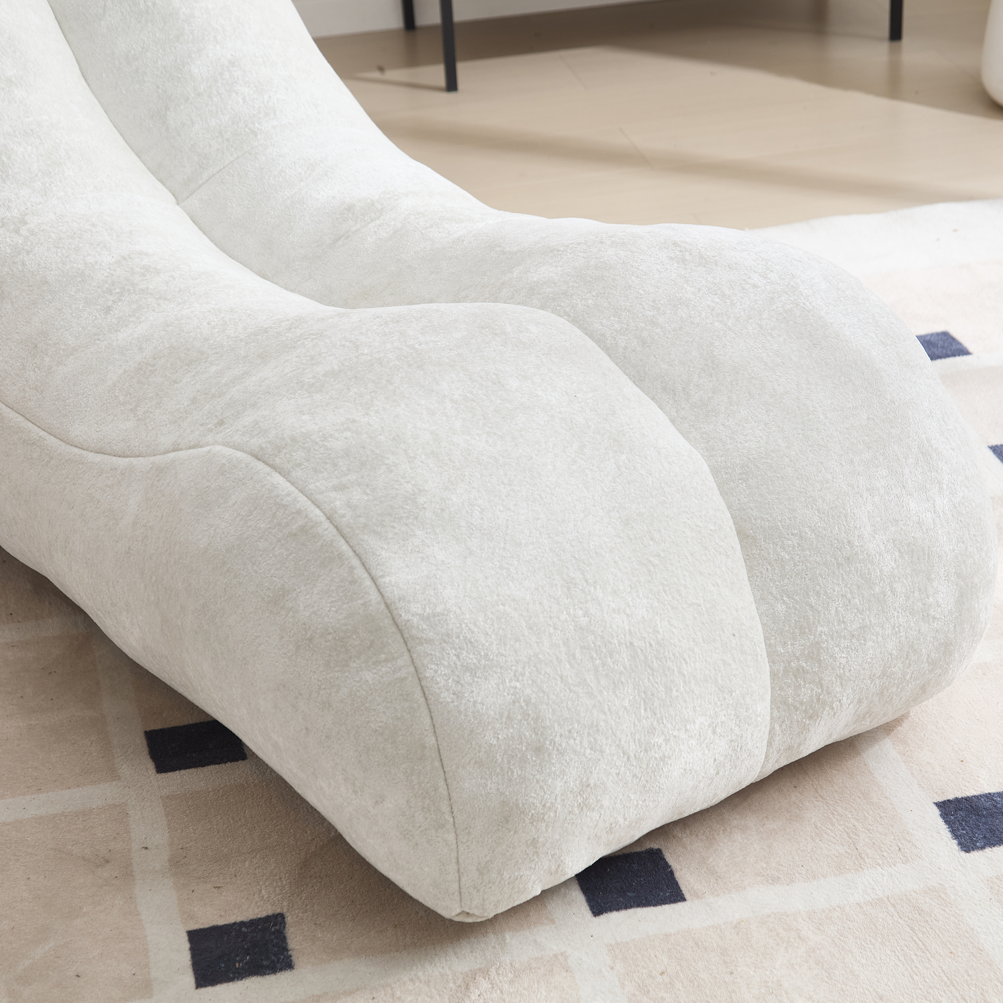 Creative bean bag sofa chair for adults  filled  with high-quality sponge that is plump and elastic fitting the curves of the human body and providing gentle support to the body in all as