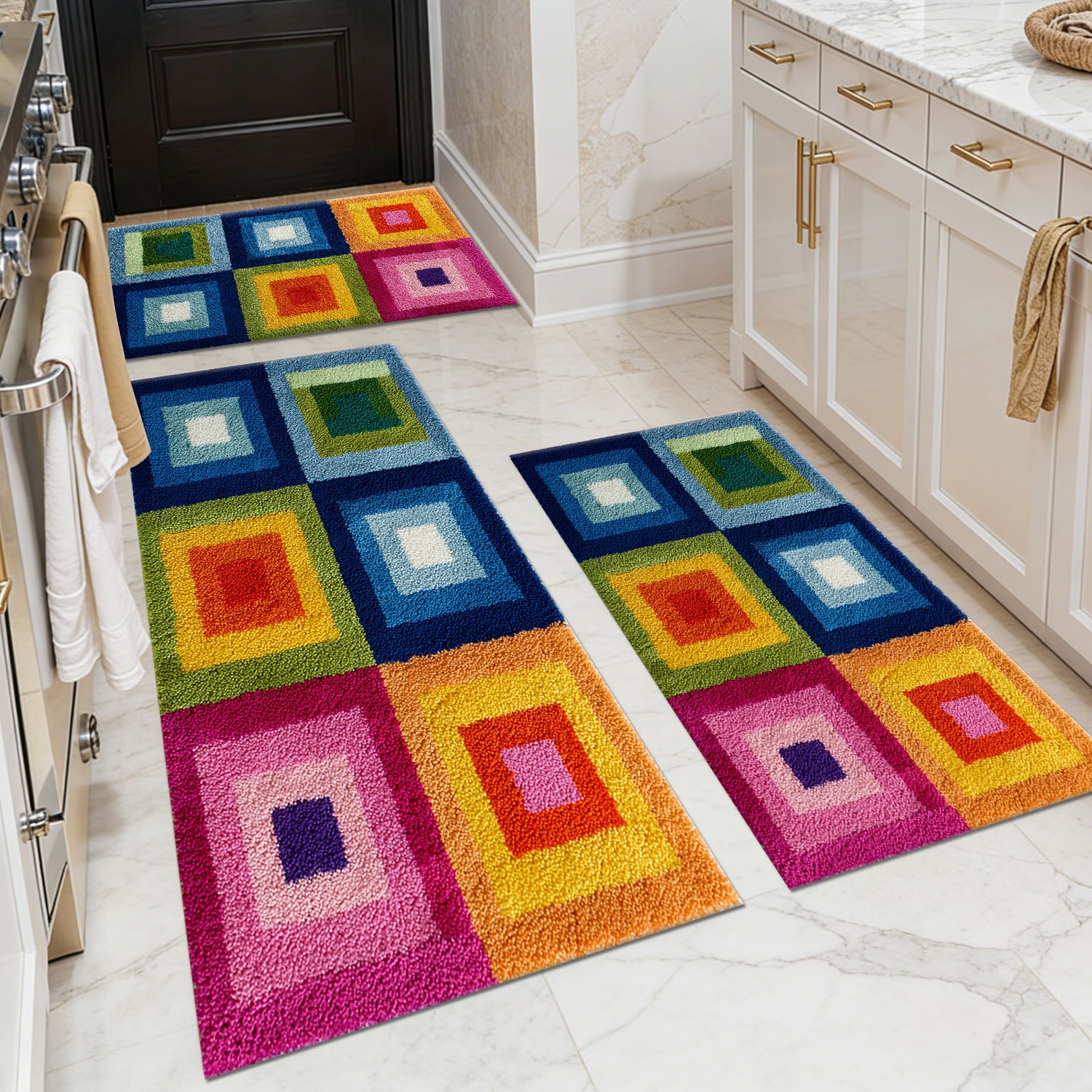 Three-piece kitchen rug set, non-slip and washable, abstract pattern kitchen hallway rug, soft and comfortable, suitable for sinks, floors, entrances, hallways and bathrooms.